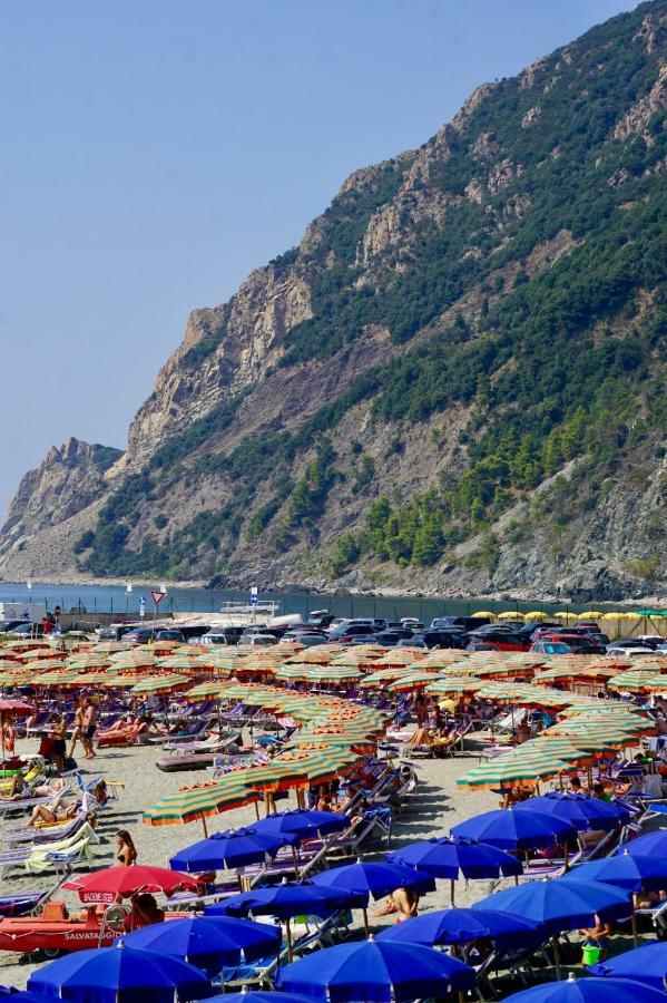 Appartamento Le Conchiglie Monterosso Al Mare Luaran gambar